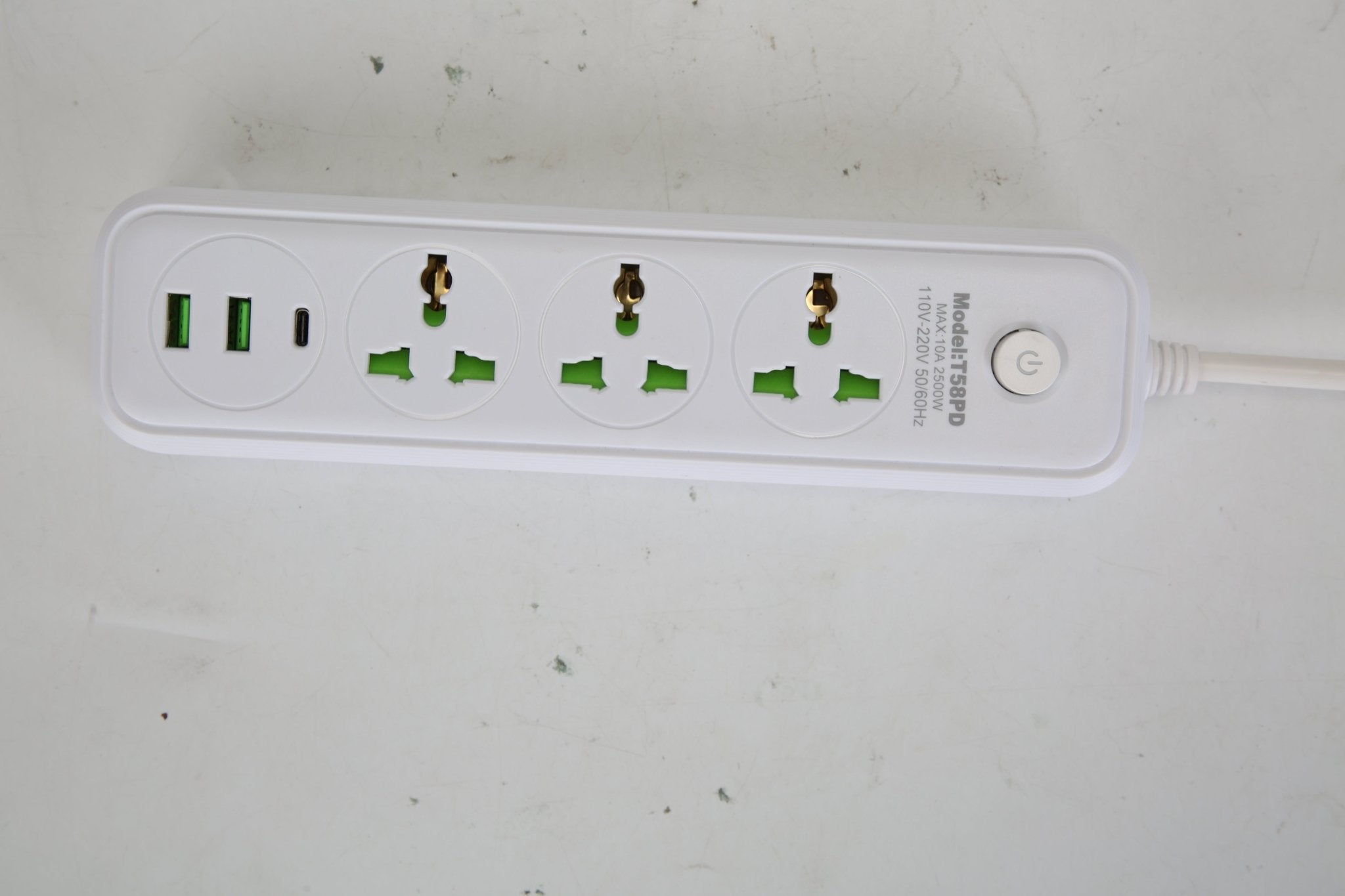 1Pc Power Strip With 6FT Extension Cord 3 AC Outlets And 2 USB A Ports 1 USB C Port 2500W Wall Mount Outlet Extender For Home Office Dorm Travel - VibraStore