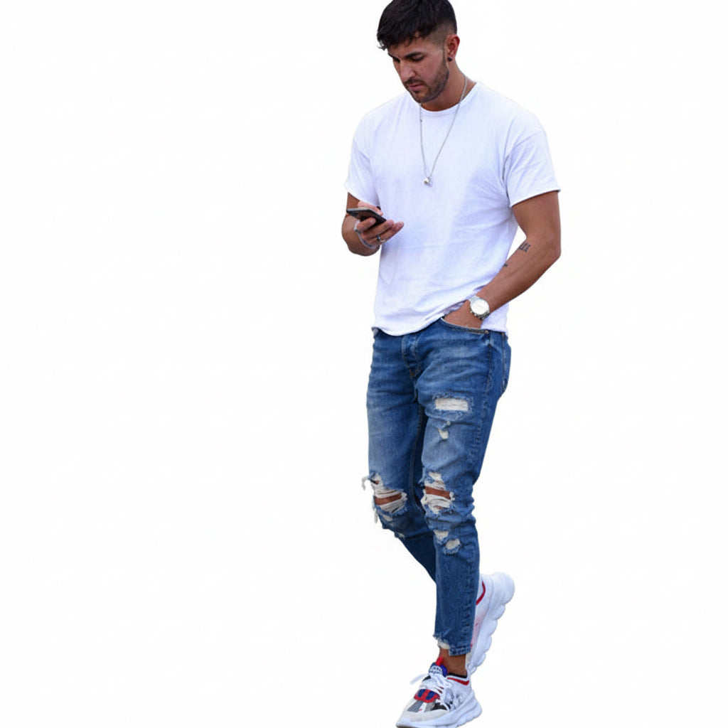Hole men''s jeans