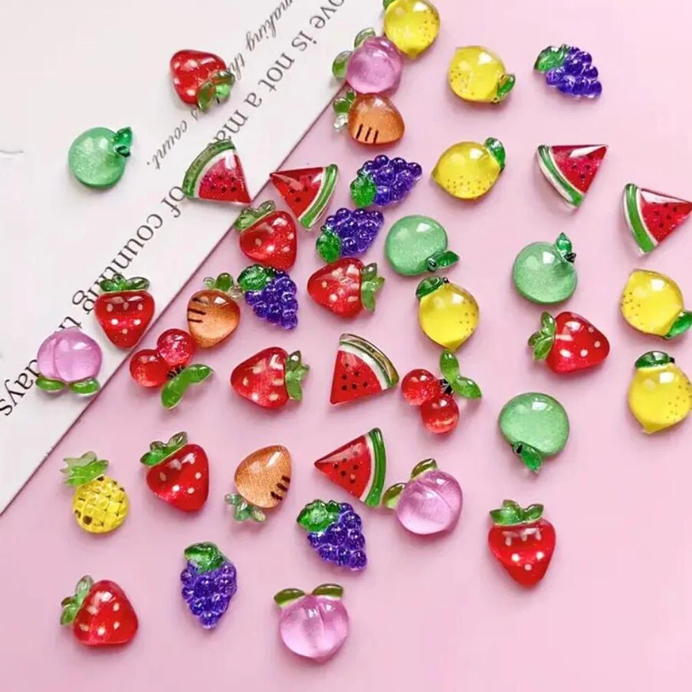 50 Uds. De dijes 3D para uñas de fresa roja dulce, cereza, sandía, mezcla de resina Kawaii, decoración artística de uñas, adorno de parte posterior plana, joyería * - VibraStore