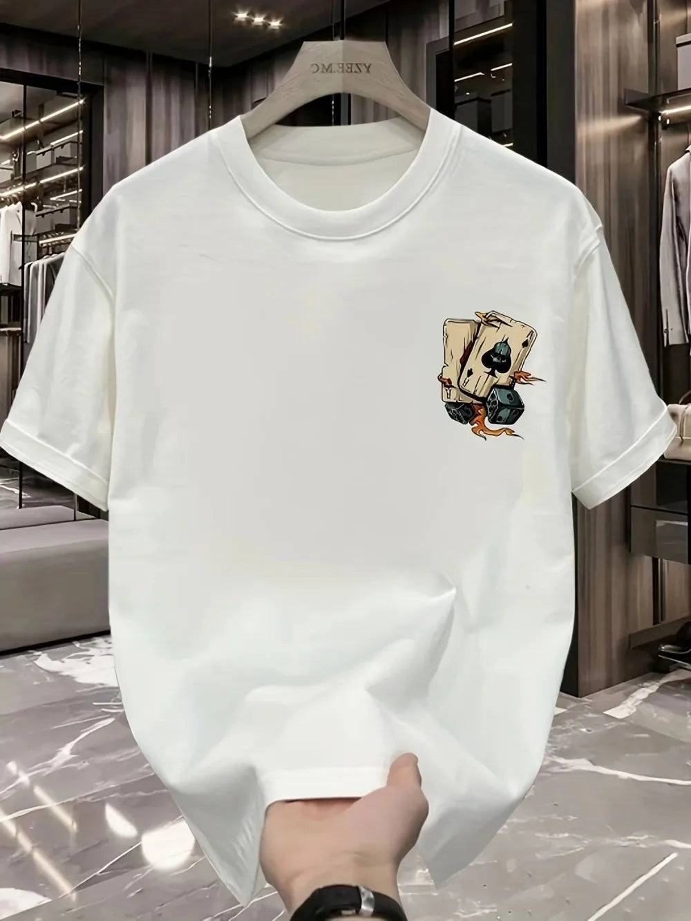 The latest 100% classic printed loose-fitting short-sleeved shirt is a high-quality top suitable for both men and women.