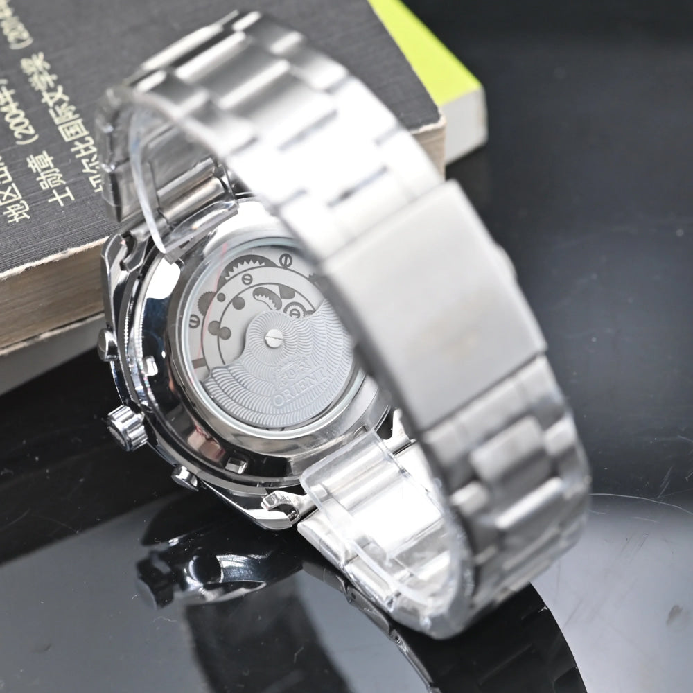 Orient Men's Chronograph Wristwatch Red Dial Stainless Steel Band 100M Waterproof Fashion Sport Watch