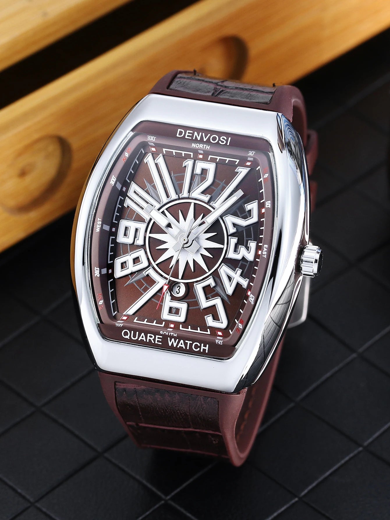 DENVOSI Men's Barrel shaped Watch, Luxury Fluorescent Silicone Strap, Men's Fashion, Leisure, Sports Quartz Watch