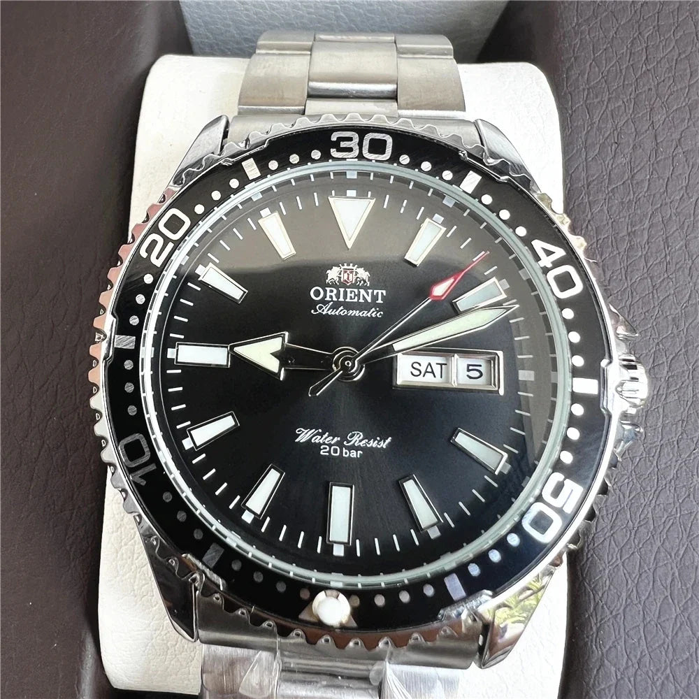 Orient Automatic Mechanical Diver Watch for Men 200M Waterproof Red Dial Stainless Steel Band Day Date Display Sport Wristwatch
