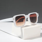 Gafas de sol rectangulares retro con montura pequeña para mujer