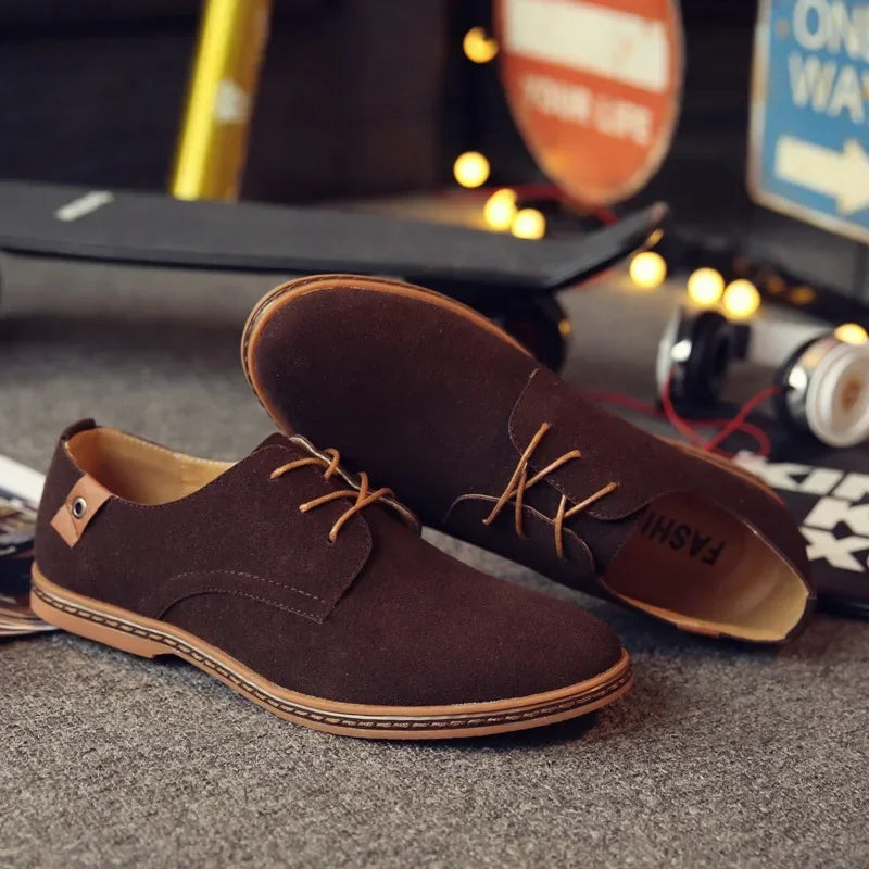 Zapatos de gamuza para hombre, zapatos de vestir de diseñador de lujo para hombre, zapatos clásicos cómodos para fiesta y boda, zapatos informales Oxford, zapatos planos de gran tamaño