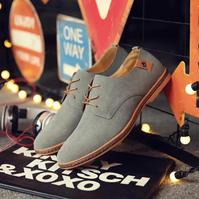 Zapatos de gamuza para hombre, zapatos de vestir de diseñador de lujo para hombre, zapatos clásicos cómodos para fiesta y boda, zapatos informales Oxford, zapatos planos de gran tamaño
