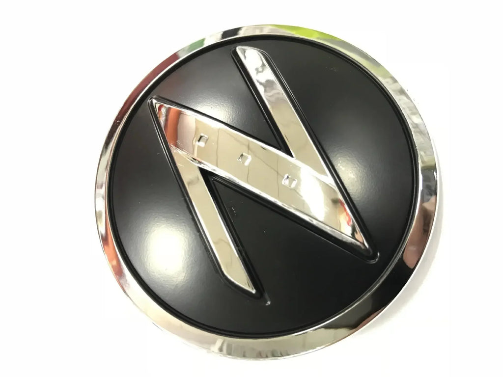 Car Rear Trunk Side Emblem Sticker for Nissan Z Logo 350Z 370Z X-Trail Qashqai Tiida Teana NV200 NP300 Sentra Altima Versa T32