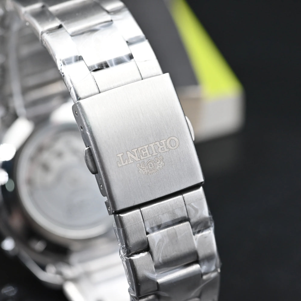 Orient Men's Quartz Chronograph Watch Red Dial Stainless Steel Band 100M Waterproof Sport Wristwatch