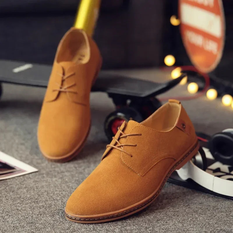 Zapatos de gamuza para hombre, zapatos de vestir de diseñador de lujo para hombre, zapatos clásicos cómodos para fiesta y boda, zapatos informales Oxford, zapatos planos de gran tamaño