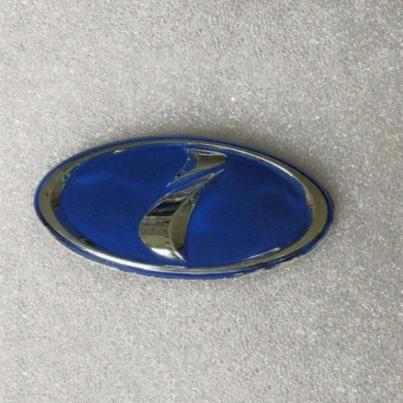 10.3X5CM Car Front Rear Logo Badge Emblem Sticker Decals for Subaru WRX Forester Outback Crosstrek Legacy Impreza Levorg 2025
