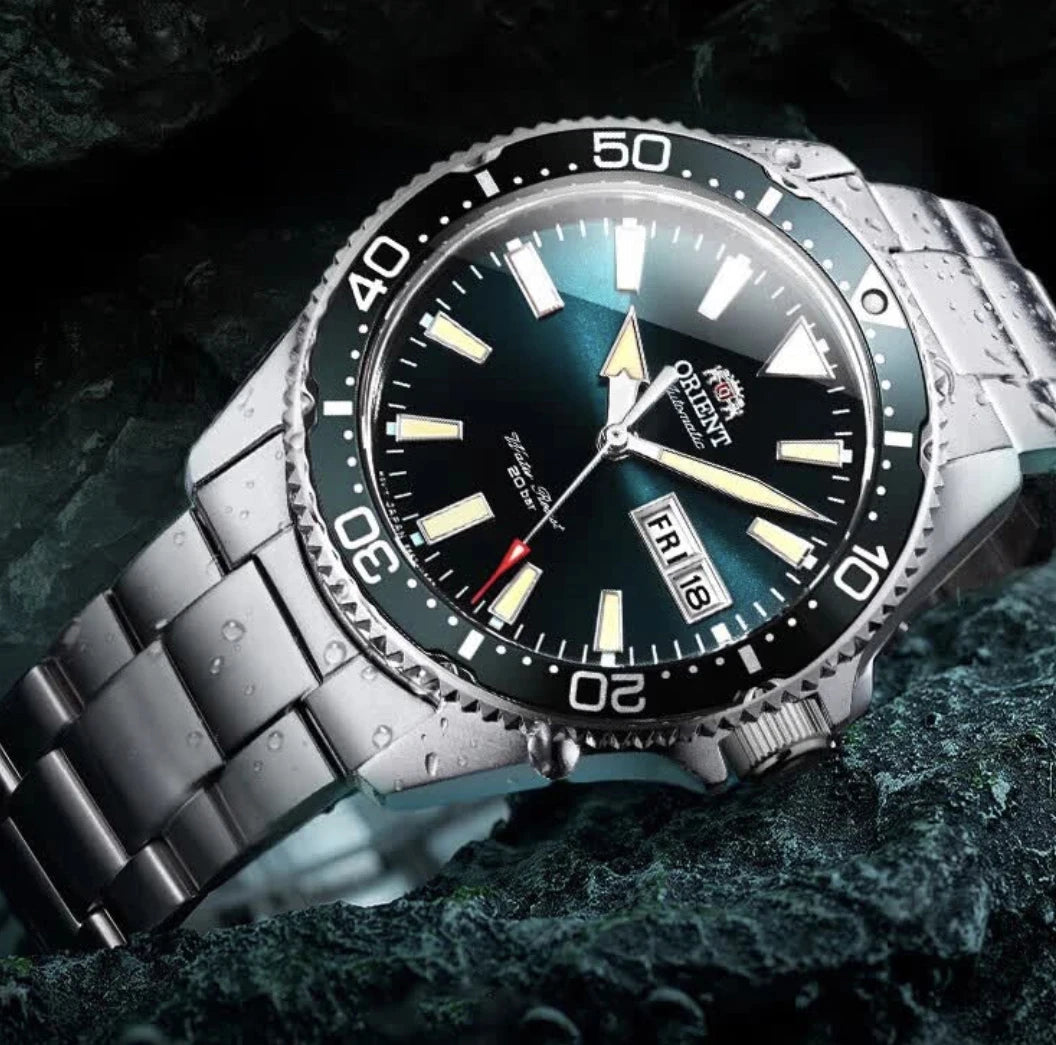 Orient Automatic Mechanical Diver Watch for Men 200M Waterproof Red Dial Stainless Steel Band Day Date Display Sport Wristwatch
