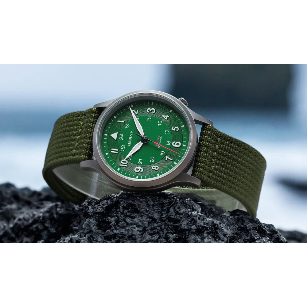 BERNY Titanium Watches for Men Classic Mens Field Watch Easy Read Outdoor Quartz Wristwatch Super Luminous Sapphire 5ATM