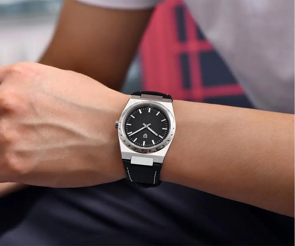 PAGANI DESIGN Men's Sport Quartz Watches Ultra-Thin 7mm Series 222 Sapphire Stainless Steel Waterproof Watches for Man