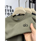 Trendy and exquisite men's new letter relief round neck T-shirt summer fashion classic comfortable and breathable short sleeve