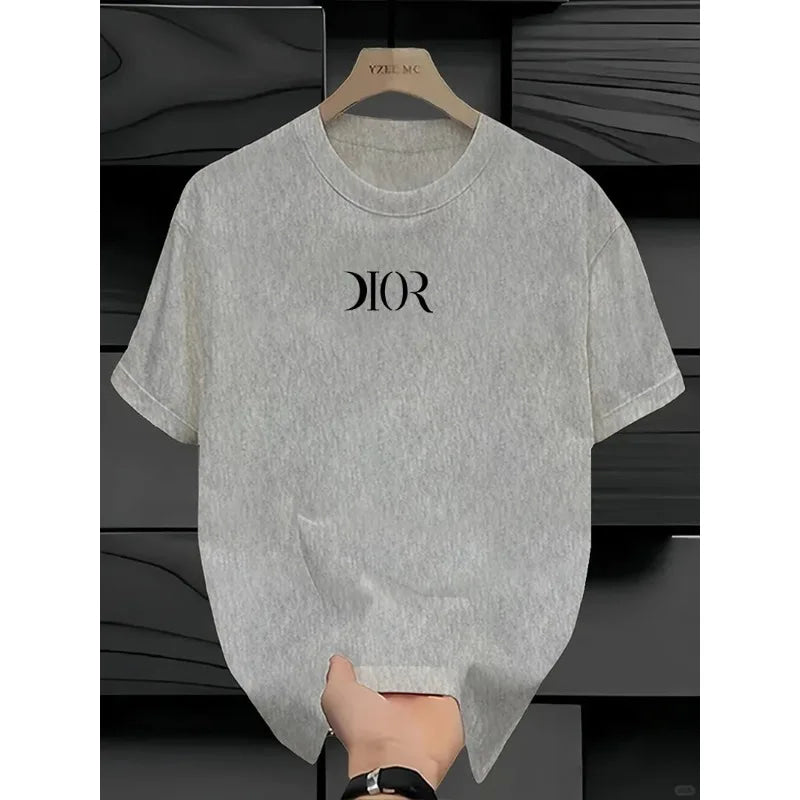 The latest 100% classic printed loose-fitting short-sleeved shirt is a high-quality top suitable for both men and women.
