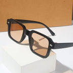 Gafas de sol rectangulares retro con montura pequeña para mujer