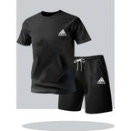 New summer fitness sportswear for men, short-sleeved T-shirt and shorts two-piece set, breathable and quick-drying casual wear.
