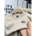 Trendy and exquisite men's new letter relief round neck T-shirt summer fashion classic comfortable and breathable short sleeve