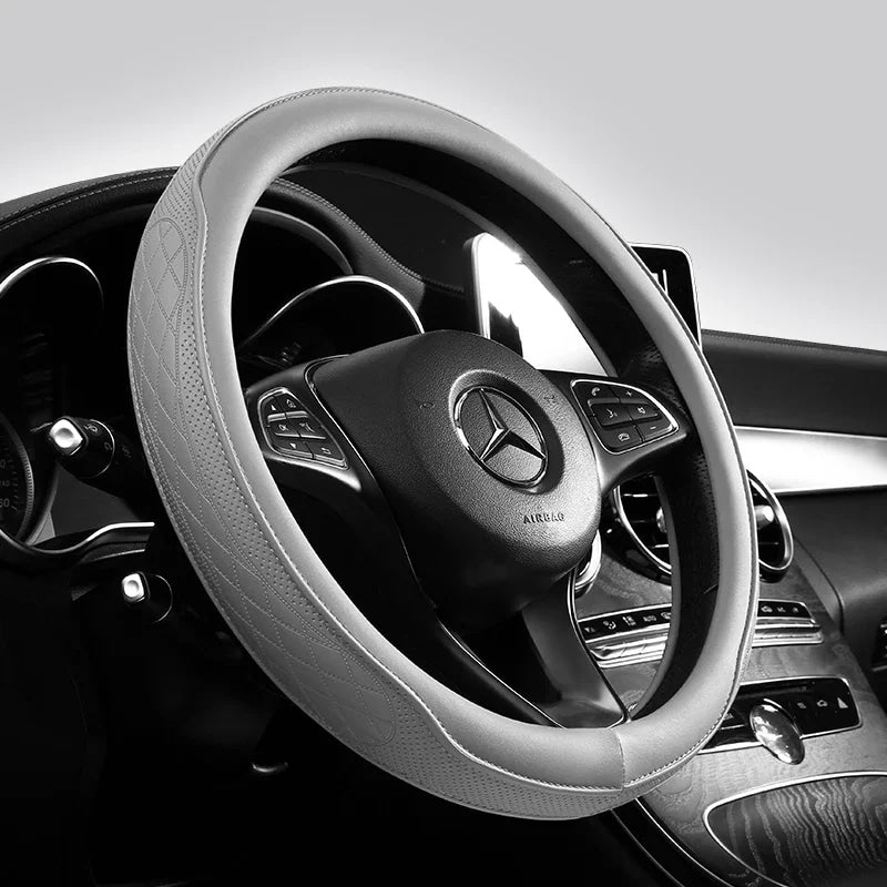 Funda para volante de coche de retales perforados de cuero Napa, antideslizante, transpirable, universal de 15 pulgadas (aproximadamente. 38,1 cm)