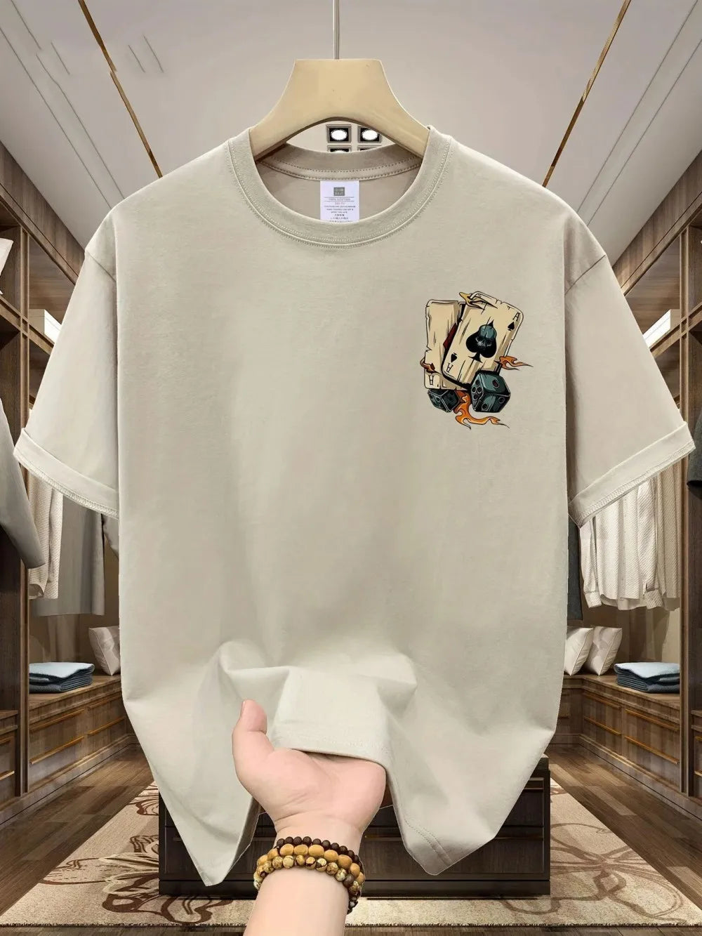 The latest 100% classic printed loose-fitting short-sleeved shirt is a high-quality top suitable for both men and women.