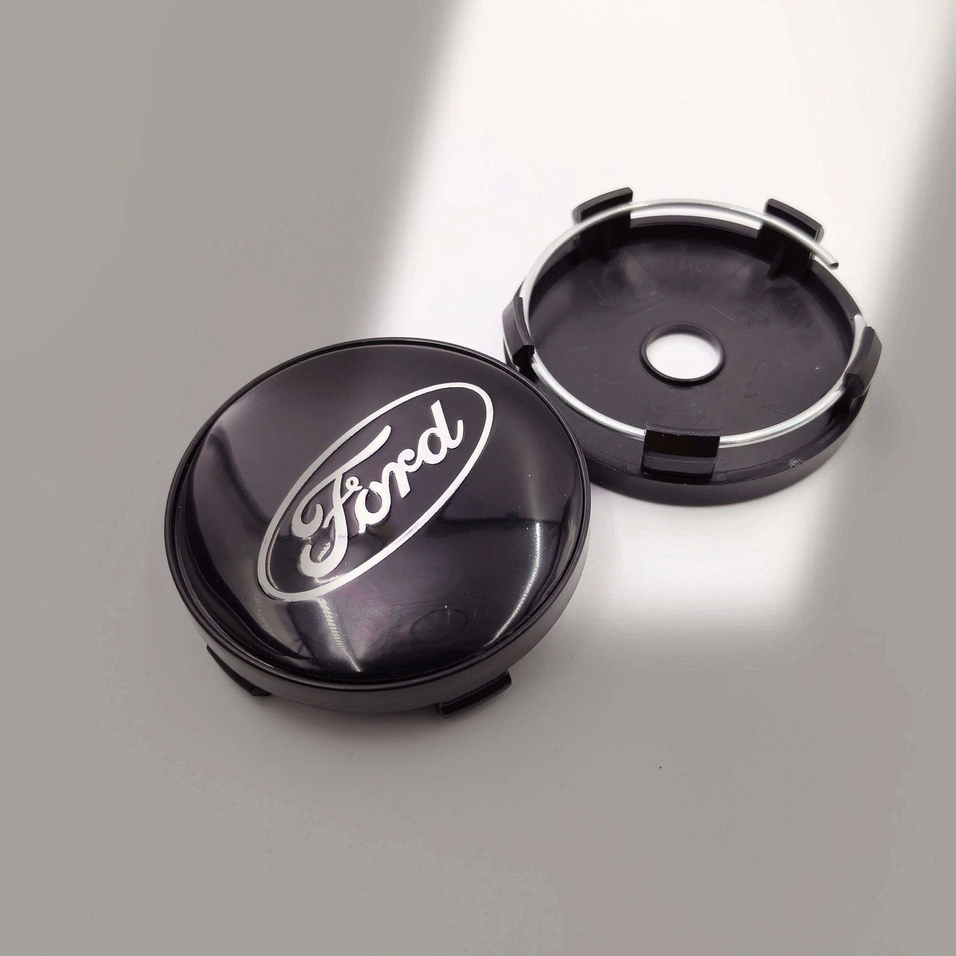 4pcs Car Wheel Center Caps Hubcap Cover 54/56/60/65/68mm For Ford Fiesta Mondeo Fusion Explorer Escape Focus Kuga Rim Cover