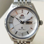 Orient Two-Tone Automatic Watch Multi-Color Dial Roman Numerals Day-Date Steel Band 50M Water Resistant Men's Classic Wristwatch