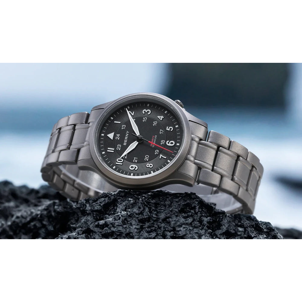 BERNY Titanium Watches for Men Classic Mens Field Watch Easy Read Outdoor Quartz Wristwatch Super Luminous Sapphire 5ATM