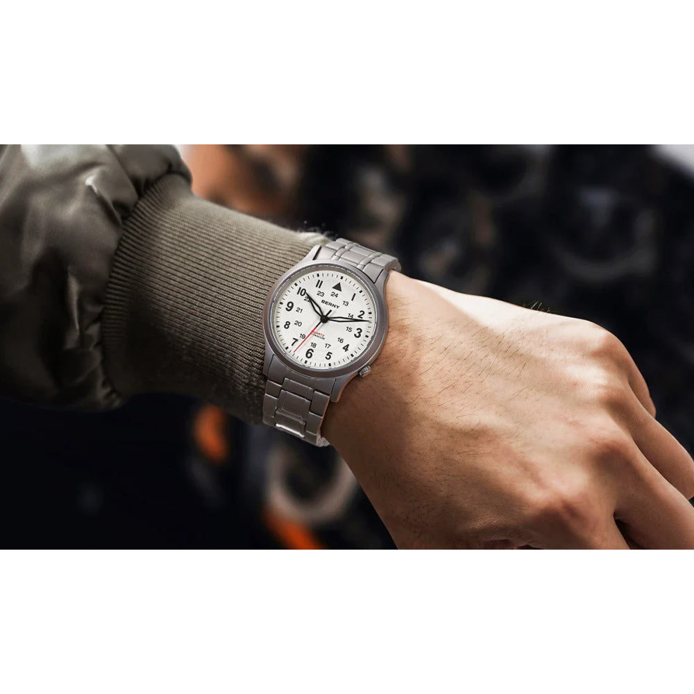 BERNY Titanium Watches for Men Classic Mens Field Watch Easy Read Outdoor Quartz Wristwatch Super Luminous Sapphire 5ATM
