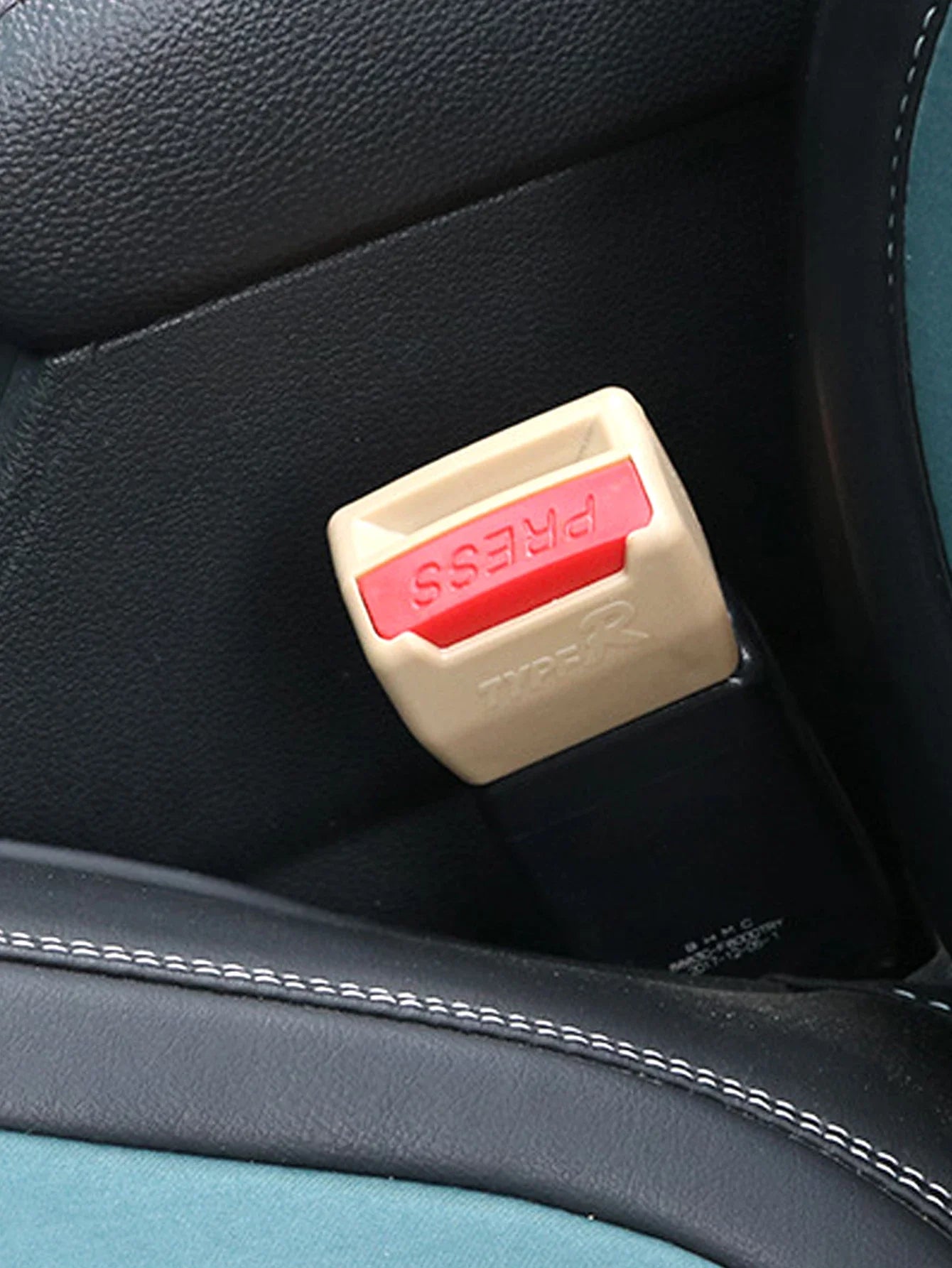 2PC Car Seat Belt Clip Extender Seatbelt Lock Buckle Plug Thick Insert Socket Extender Buckle Seat Belt Accessorie