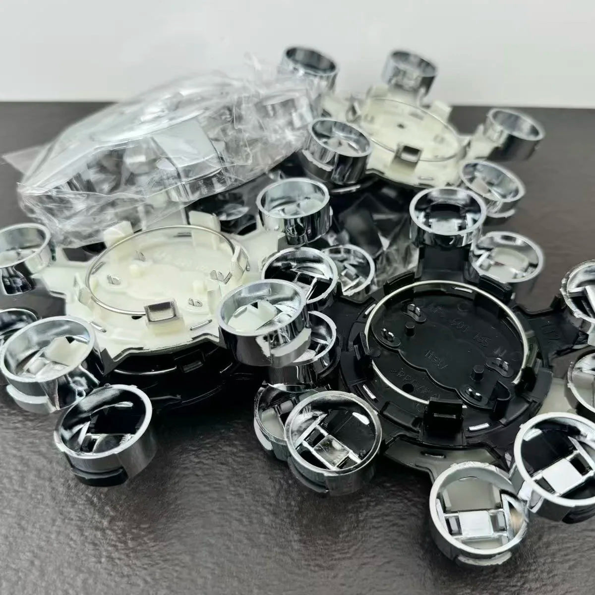 4pcs Audi 135MM Car Hub Caps 8R0601165 4F0601165 For A4 A5 A6 A7 Q3 Q5 A3 S5 Accessories Auto Wheel Center Cap Hubcap Rim Covers