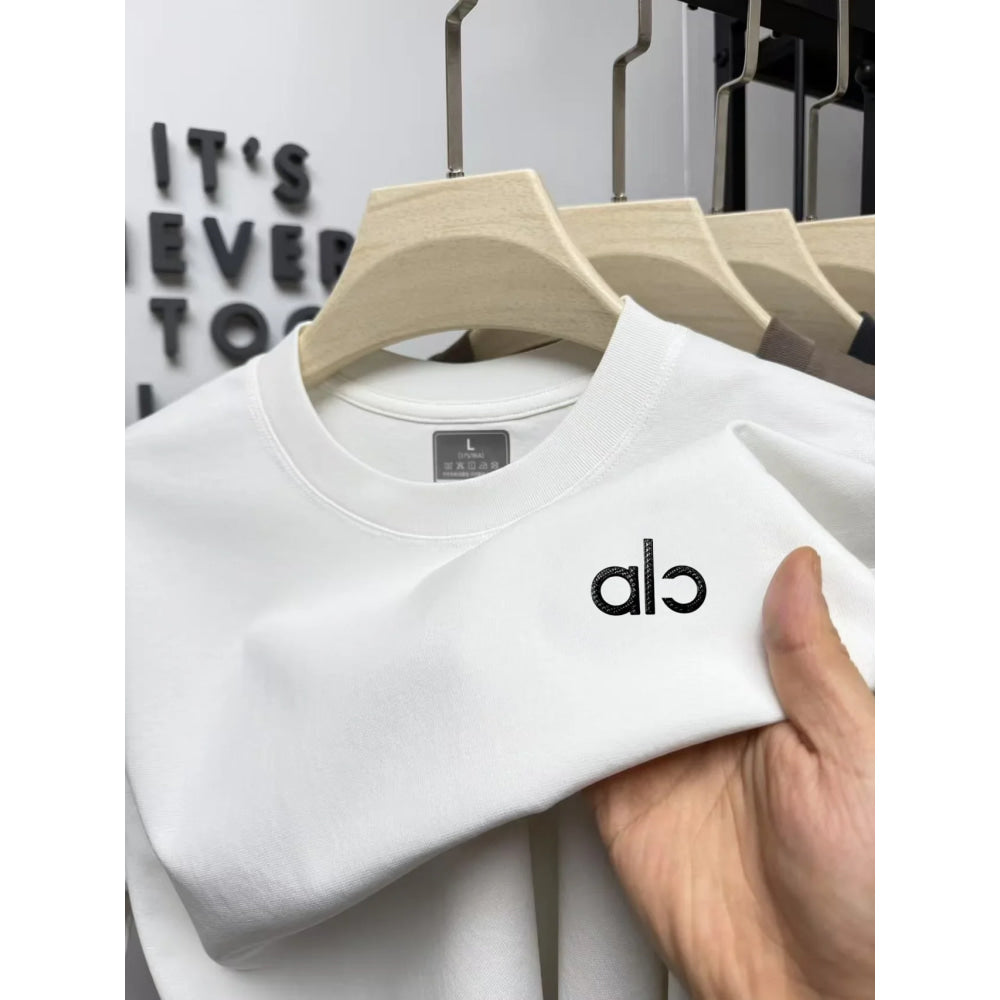 Trendy and exquisite men's new letter relief round neck T-shirt summer fashion classic comfortable and breathable short sleeve