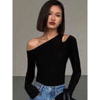 Camisetas de manga larga con hombros descubiertos y cuello oblicuo para mujer, Top corto liso ajustado, camisetas caladas sexys para primavera - VibraStore