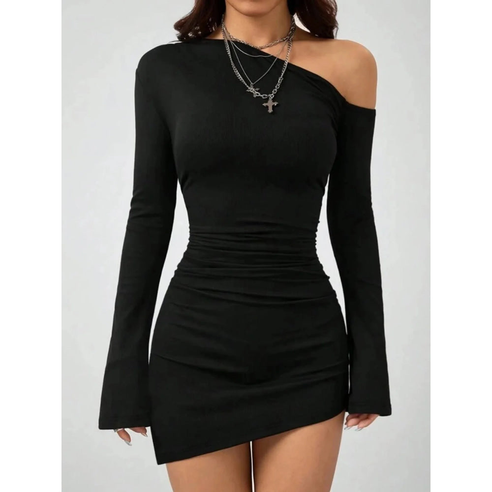 Dulzura - minivestido Irregular ajustado fruncido de manga larga con hombros inclinados para mujer, vestido informal Sexy liso para fiesta y Club, ropa de otoño - VibraStore
