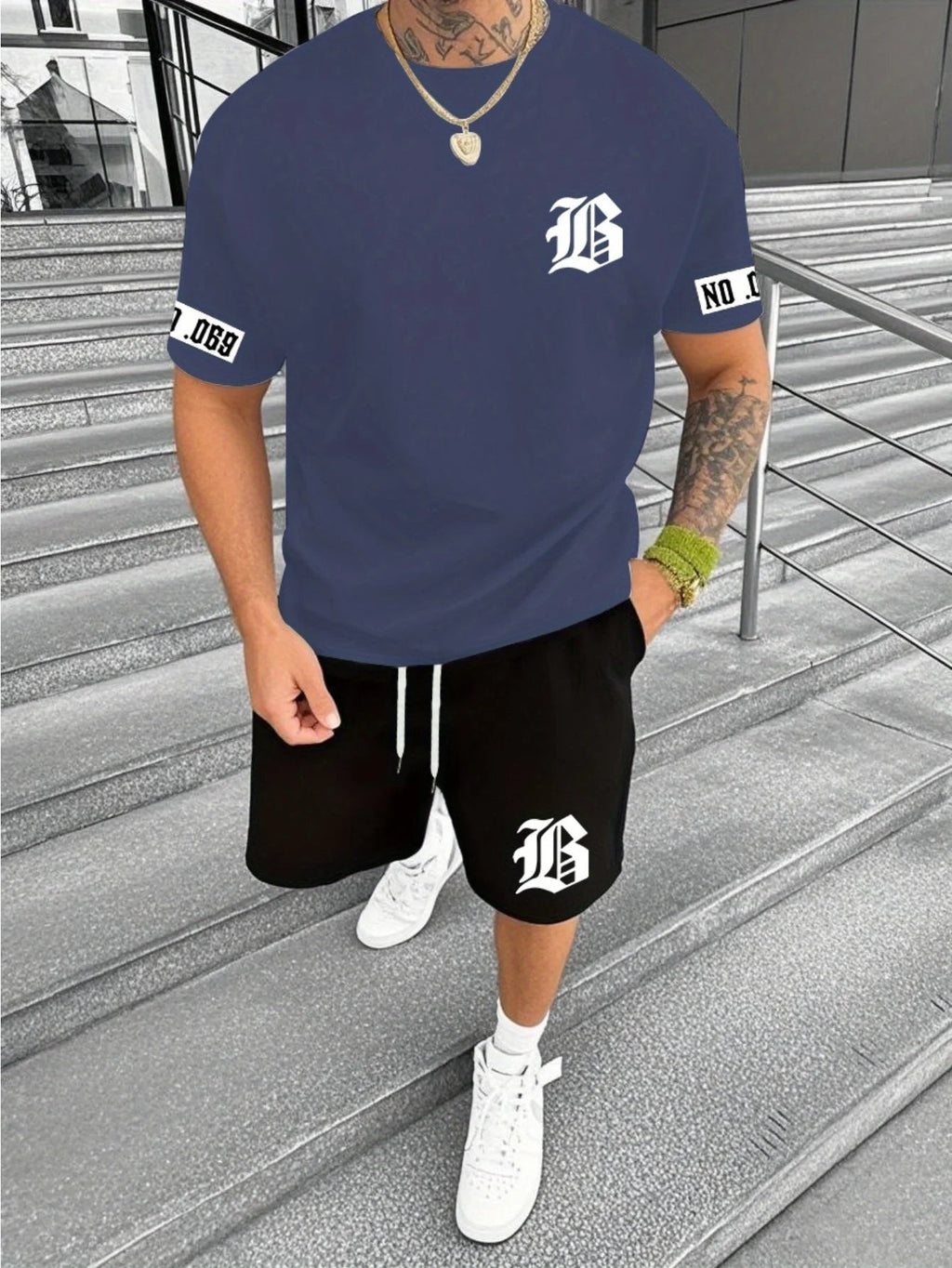 El popular traje de hombre de calle al aire libre informal y simple con estampado 3D para el verano de 2025 - VibraStore