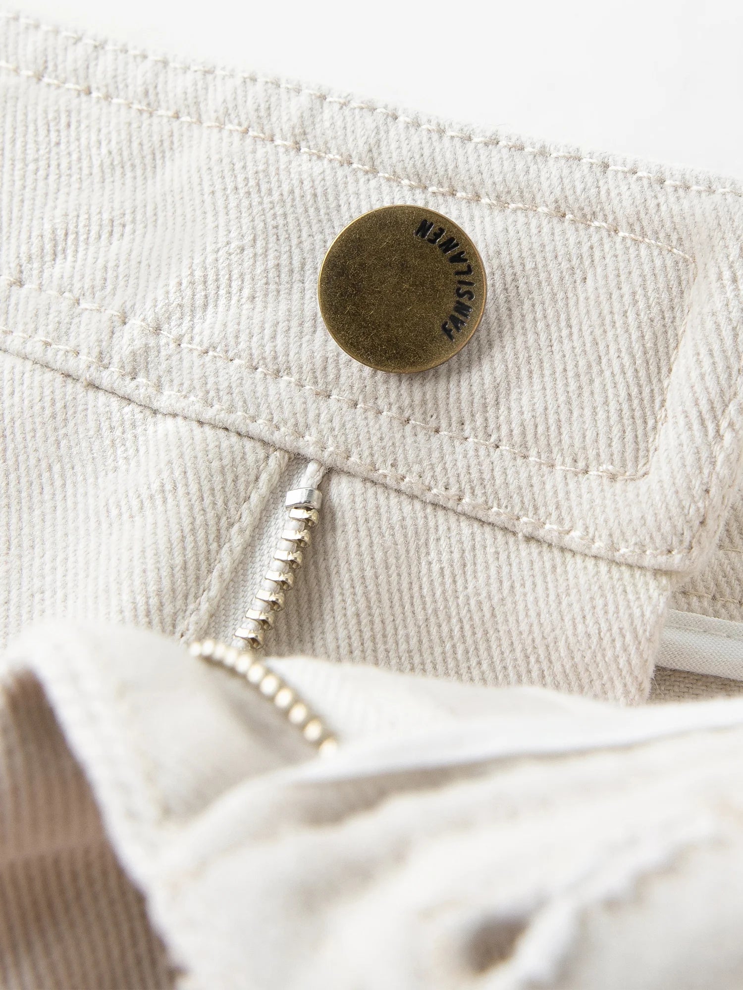 FSLE 2025 Winter Women's Vintage Washed Embroidered Banana Jeans Curved High Waist Wide Leg Trousers Slim Fit Retro Pants - VibraStore