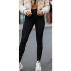 Leggings para correr de invierno para mujer. El diseño de cintura alta proporciona cobertura y comodidad para sesiones de yoga y entrenamiento. - VibraStore