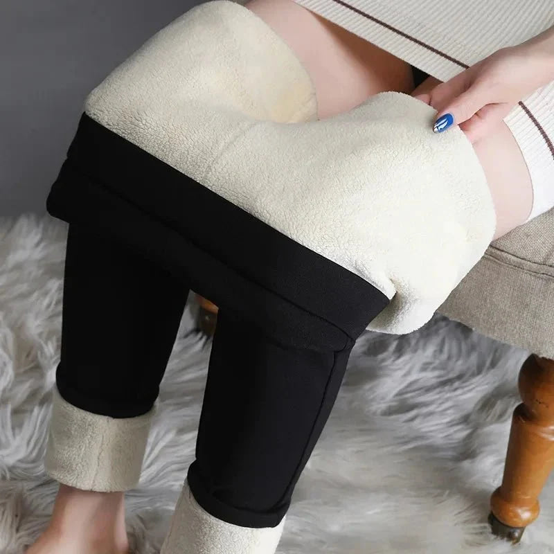 Mallas térmicas para mujer, pantalones cálidos sencillos de cintura alta para invierno, mallas cómodas de terciopelo de otoño con elasticidad negra a la moda - VibraStore
