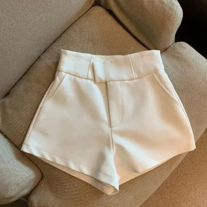 Pantalones cortos de mujer T2 pantalones cortos negros mujeres Harajuku elegancia pantalones cortos de cintura alta una línea delgada Casual chica caliente Pantalones rectos Sexy - VibraStore