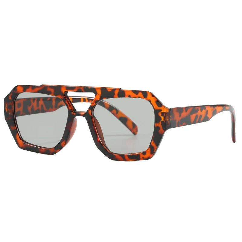 Senderismo nuevo diseño de doble puente gafas antiligeras para mujer gafas de diseño de patrón de leopardo de moda protector solar al aire libre de alta calidad - VibraStore