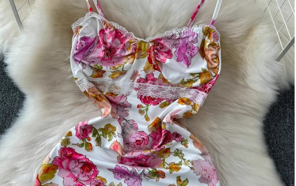 Verano 2025 Vestido largo con estampado floral para mujer, sin mangas, estilo playero, tirantes finos, vestido largo ajustado para fiesta de cumpleaños - VibraStore