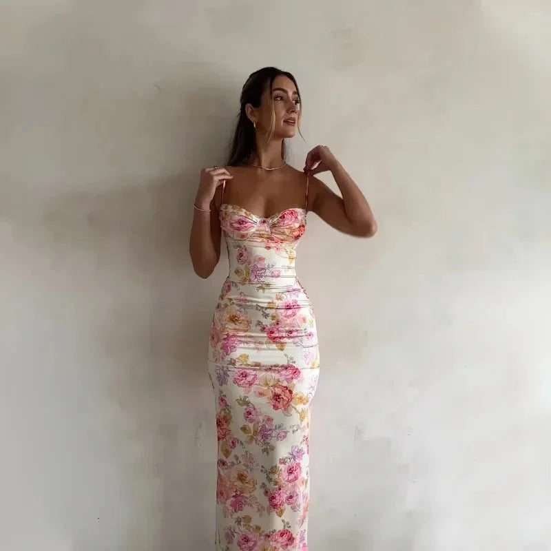 Verano 2025 Vestido largo con estampado floral para mujer, sin mangas, estilo playero, tirantes finos, vestido largo ajustado para fiesta de cumpleaños - VibraStore