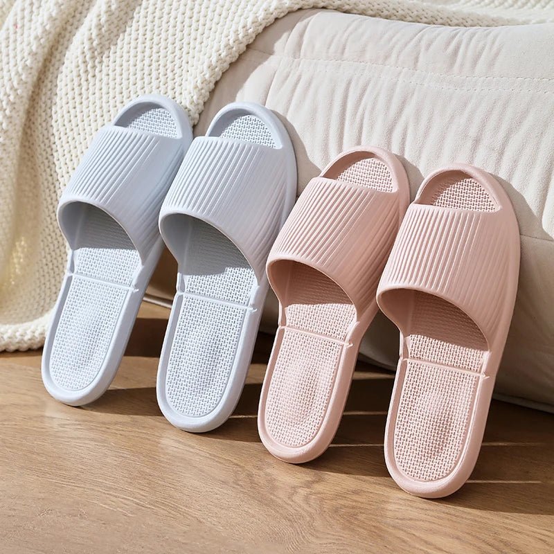 Zapatillas de casa para baño con fugas, zapatilla de ducha de secado rápido, chanclas de playa ligeras y con fugas, toboganes de natación para mujer - VibraStore